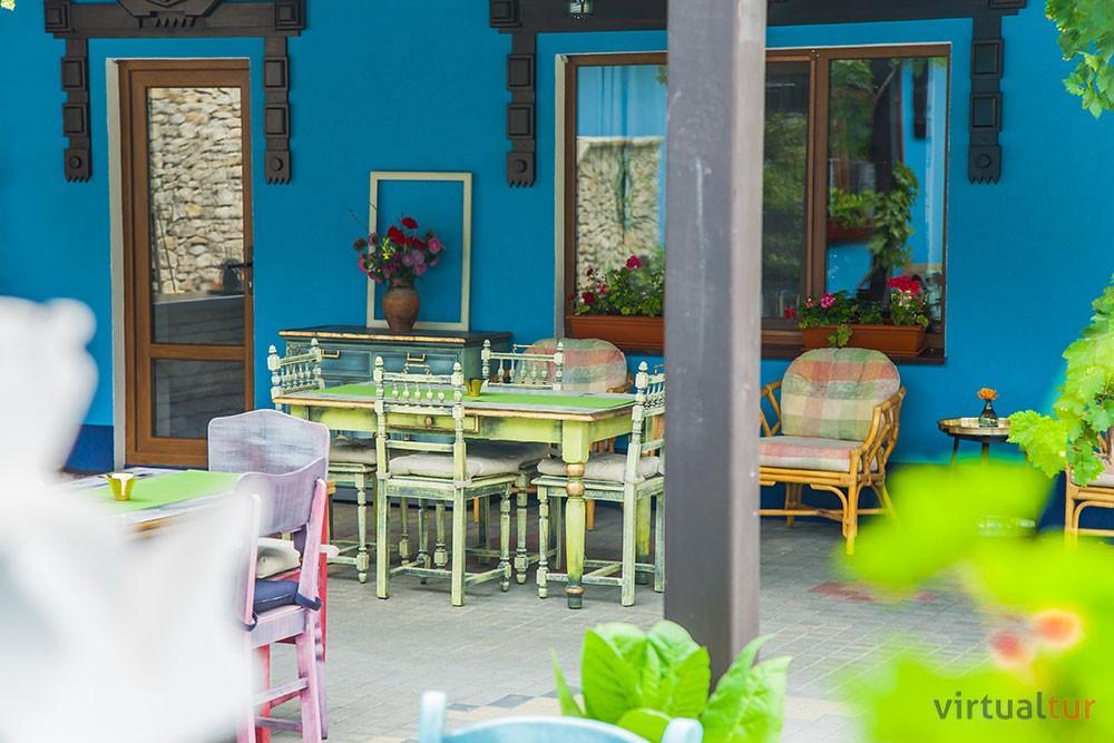 Resedinta Rotundu Bed & Breakfast Butuceny Екстериор снимка