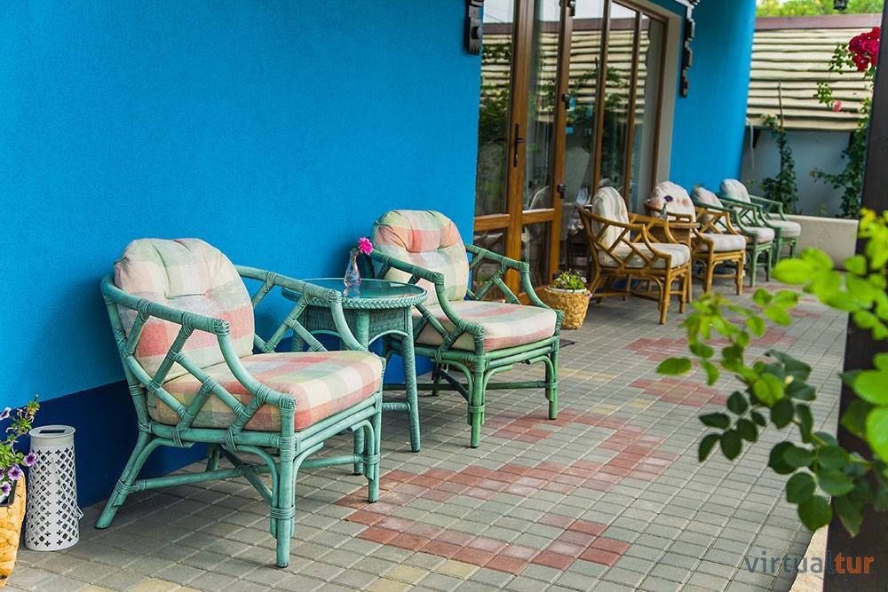 Resedinta Rotundu Bed & Breakfast Butuceny Екстериор снимка