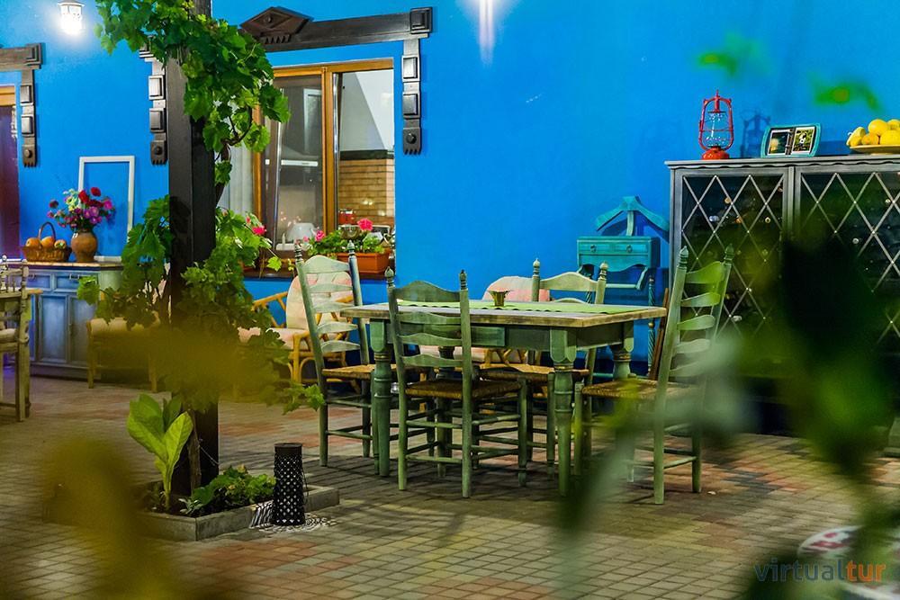 Resedinta Rotundu Bed & Breakfast Butuceny Екстериор снимка