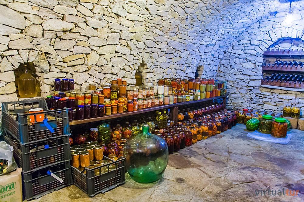 Resedinta Rotundu Bed & Breakfast Butuceny Екстериор снимка