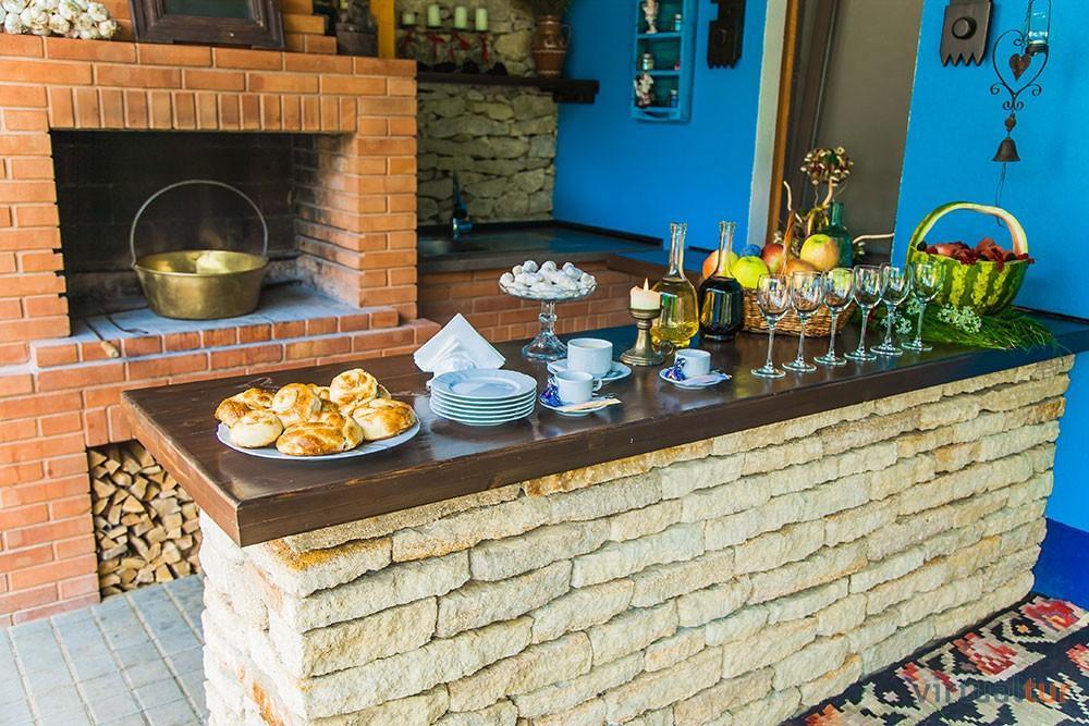 Resedinta Rotundu Bed & Breakfast Butuceny Екстериор снимка