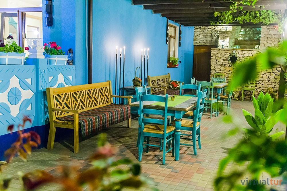 Resedinta Rotundu Bed & Breakfast Butuceny Екстериор снимка
