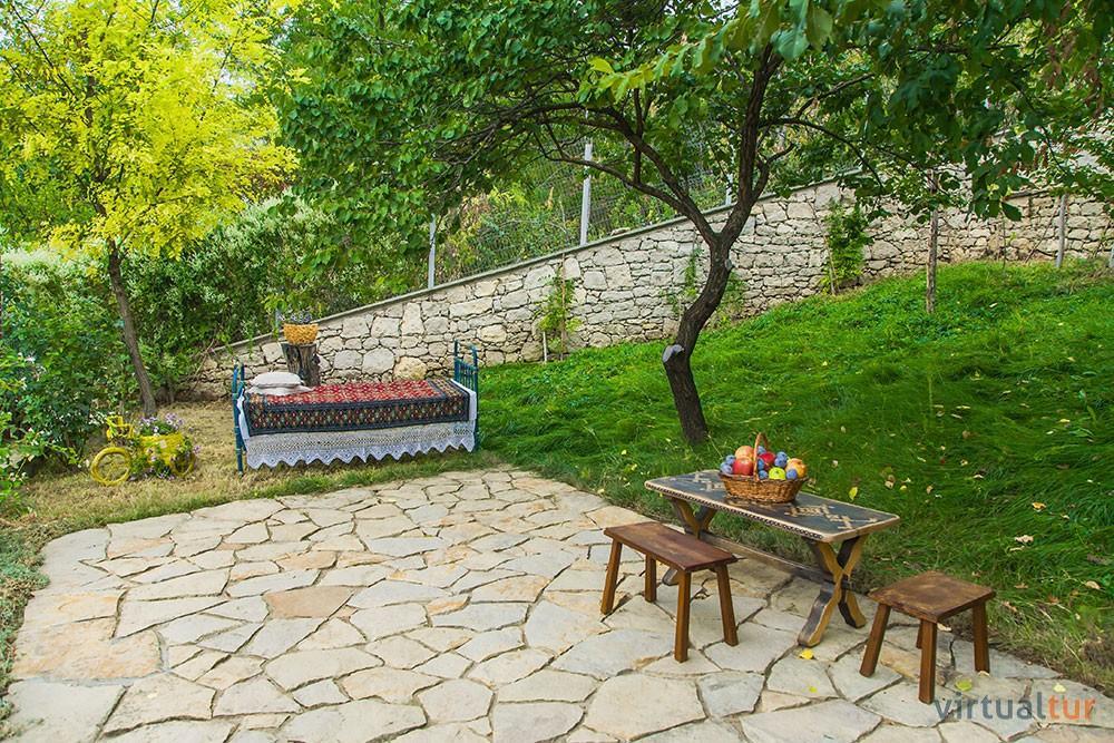 Resedinta Rotundu Bed & Breakfast Butuceny Екстериор снимка